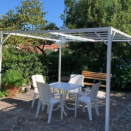 Villino La Pergola Nyaraló *